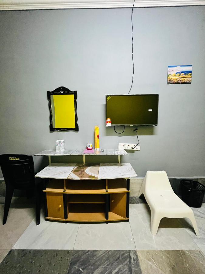 Homestay/Bilik Teluk Gading Kuala Rompin Exterior foto